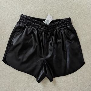 Abercrombie Vegan Leather Dolphin Hem Shorts, M